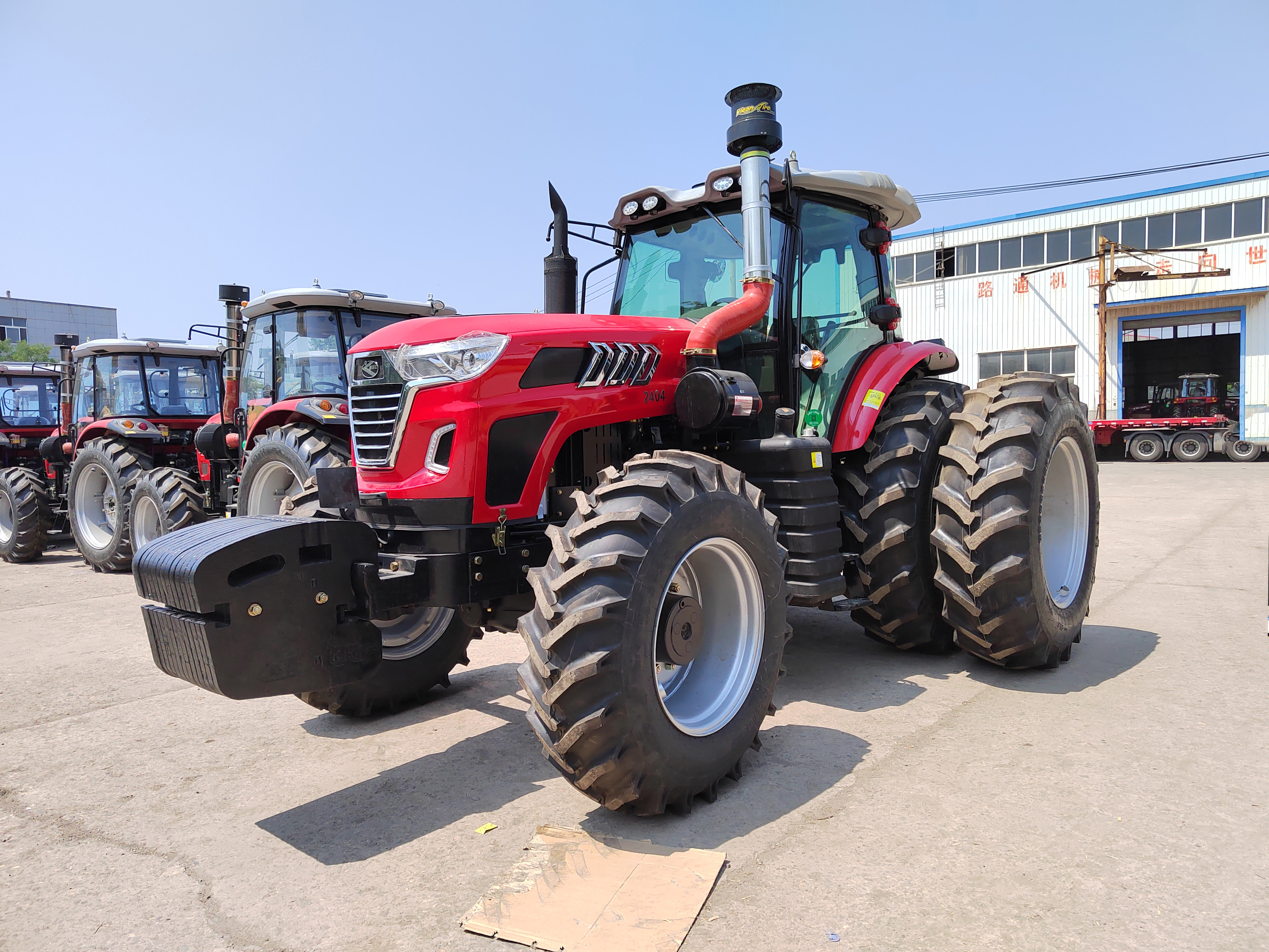 LTG2404 240HP farm tractor