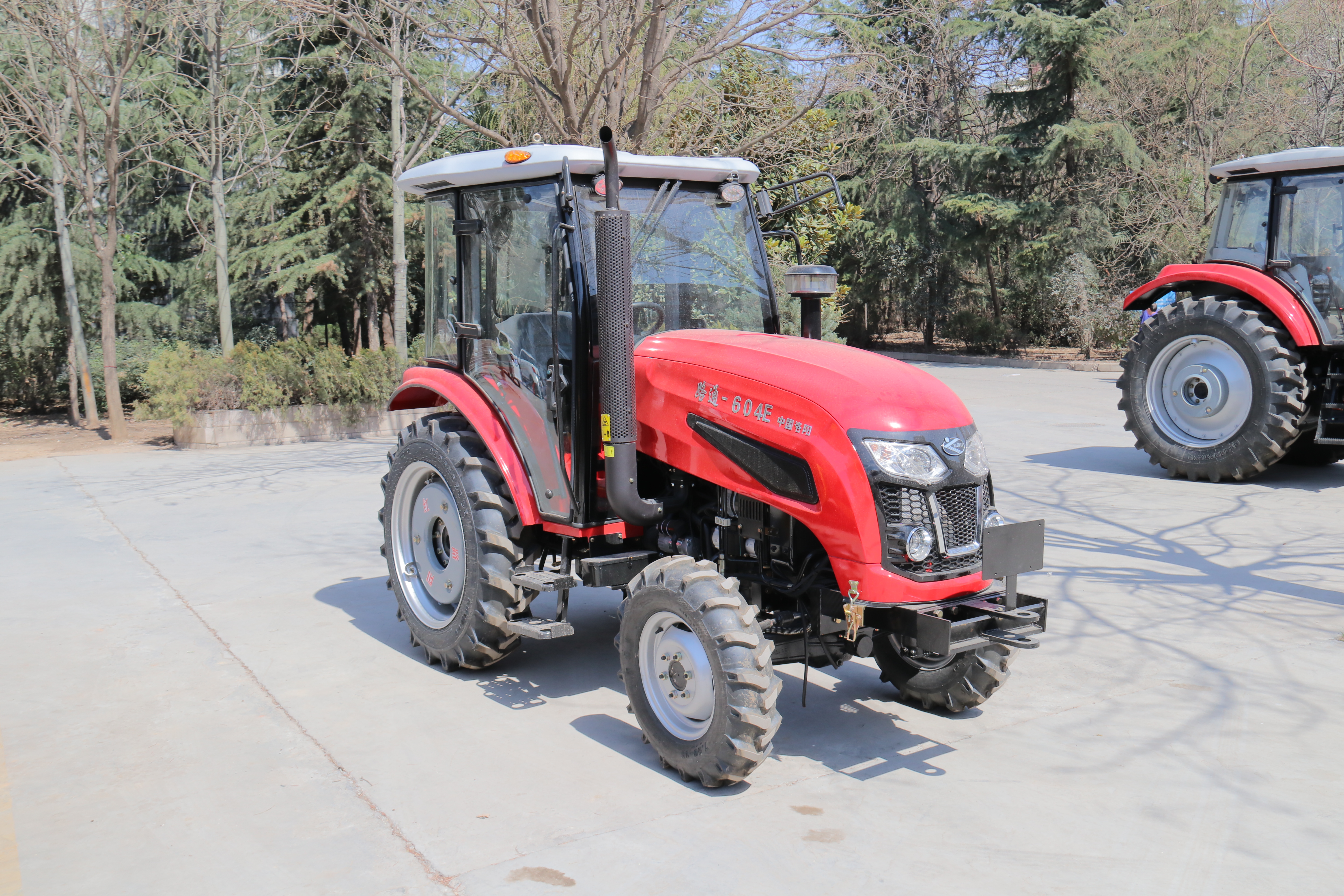 LT604E  60HP farm tractor